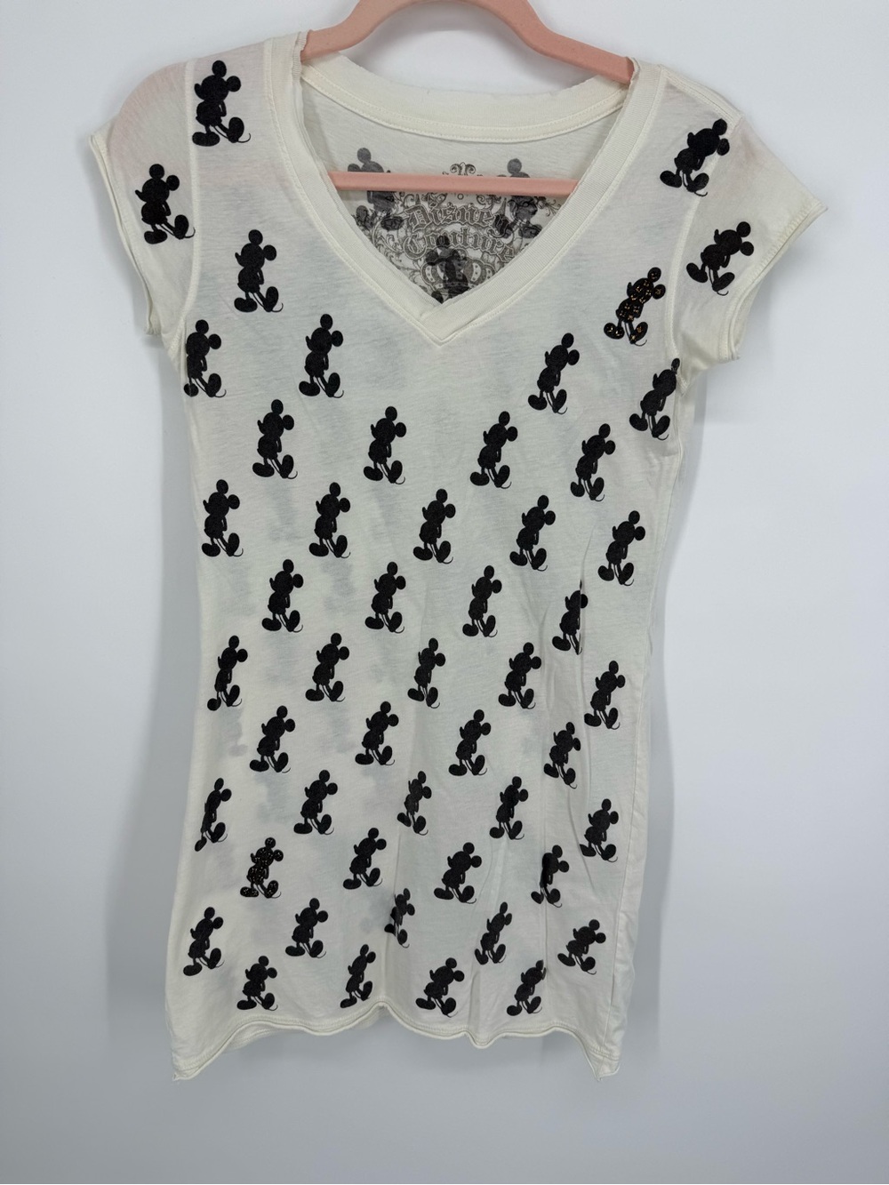 Disney Couture Mickey Mouse All Over Print V-Neck T-Shirt Cream Women Size M Y2K